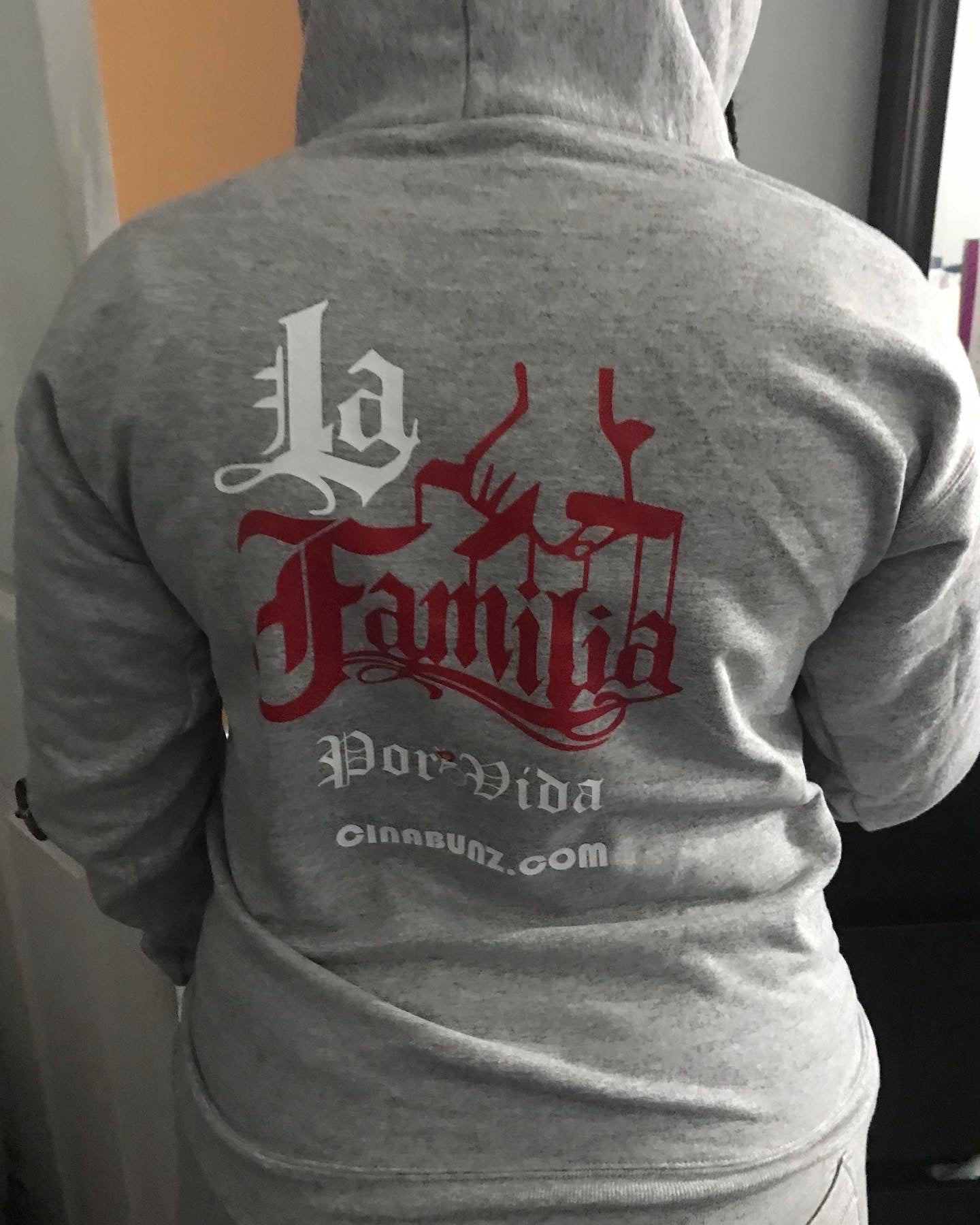 Hustle Hard FOE La Familia Hoodie (Charcoal/Grey Heather)